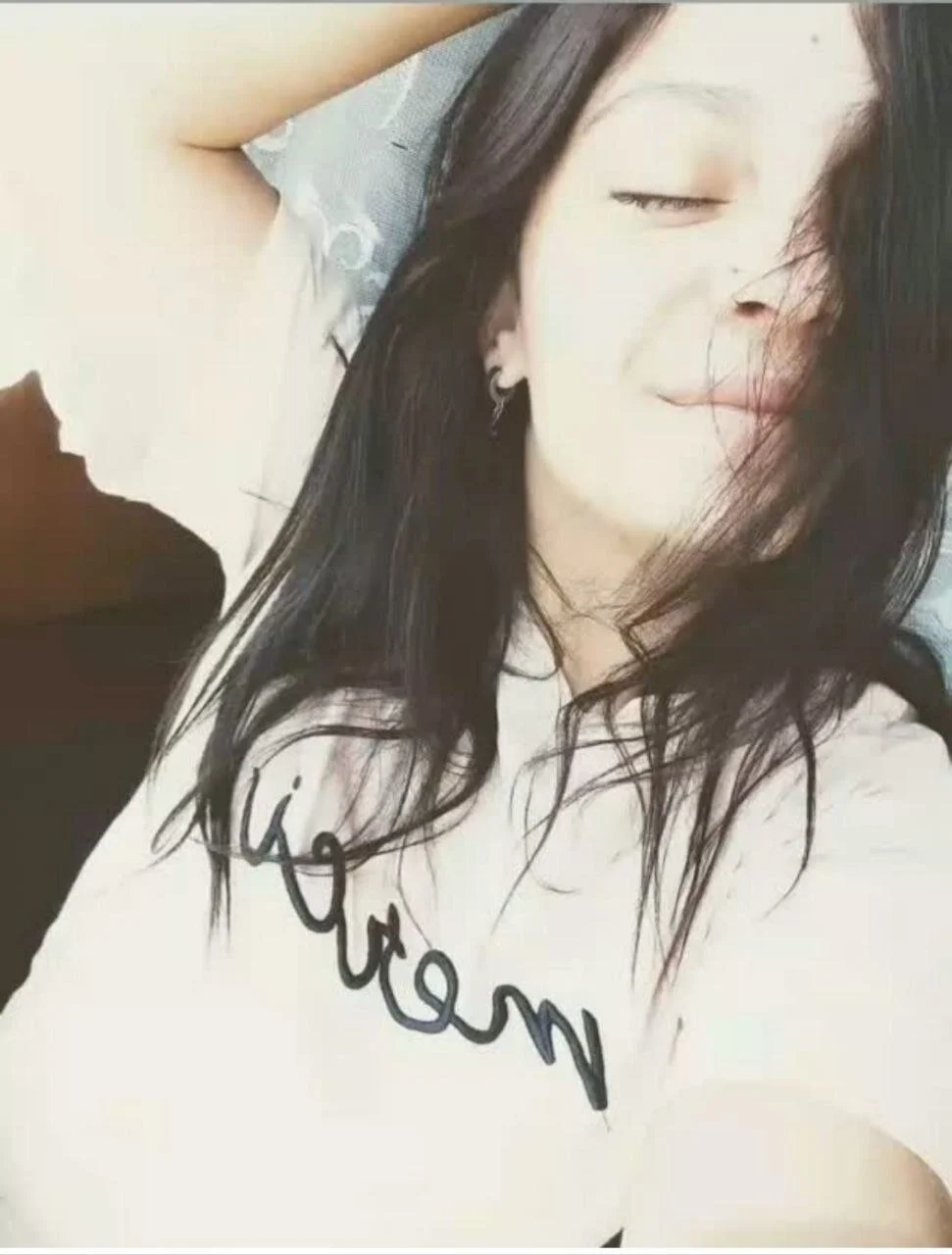 XXX Porn Photo of Nude YanLoo 4