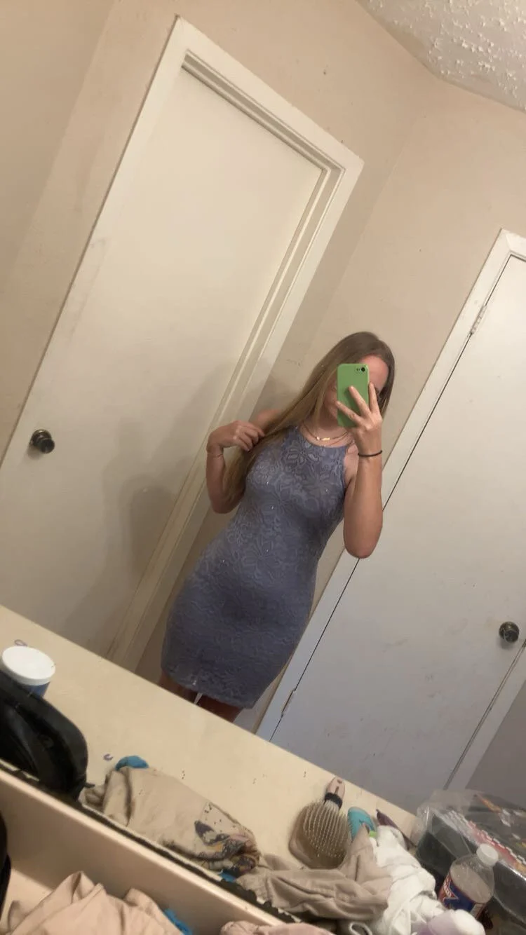 XXX Porn Photo of Nude 19prettyygirlnoface 1