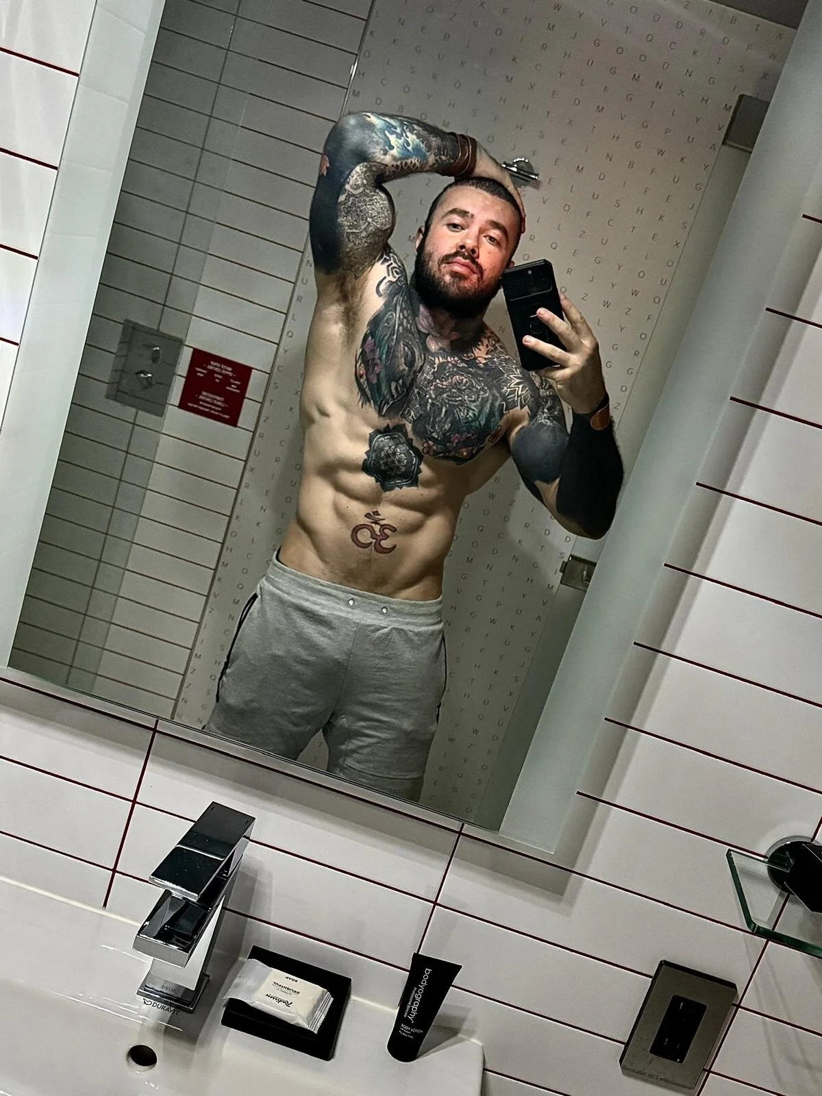 XXX Porn Photo of Nude nathaniel_13 1