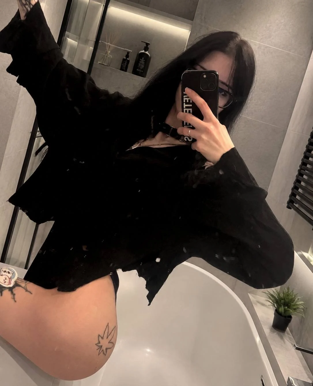 XXX Porn Photo of Nude 3mominty 4