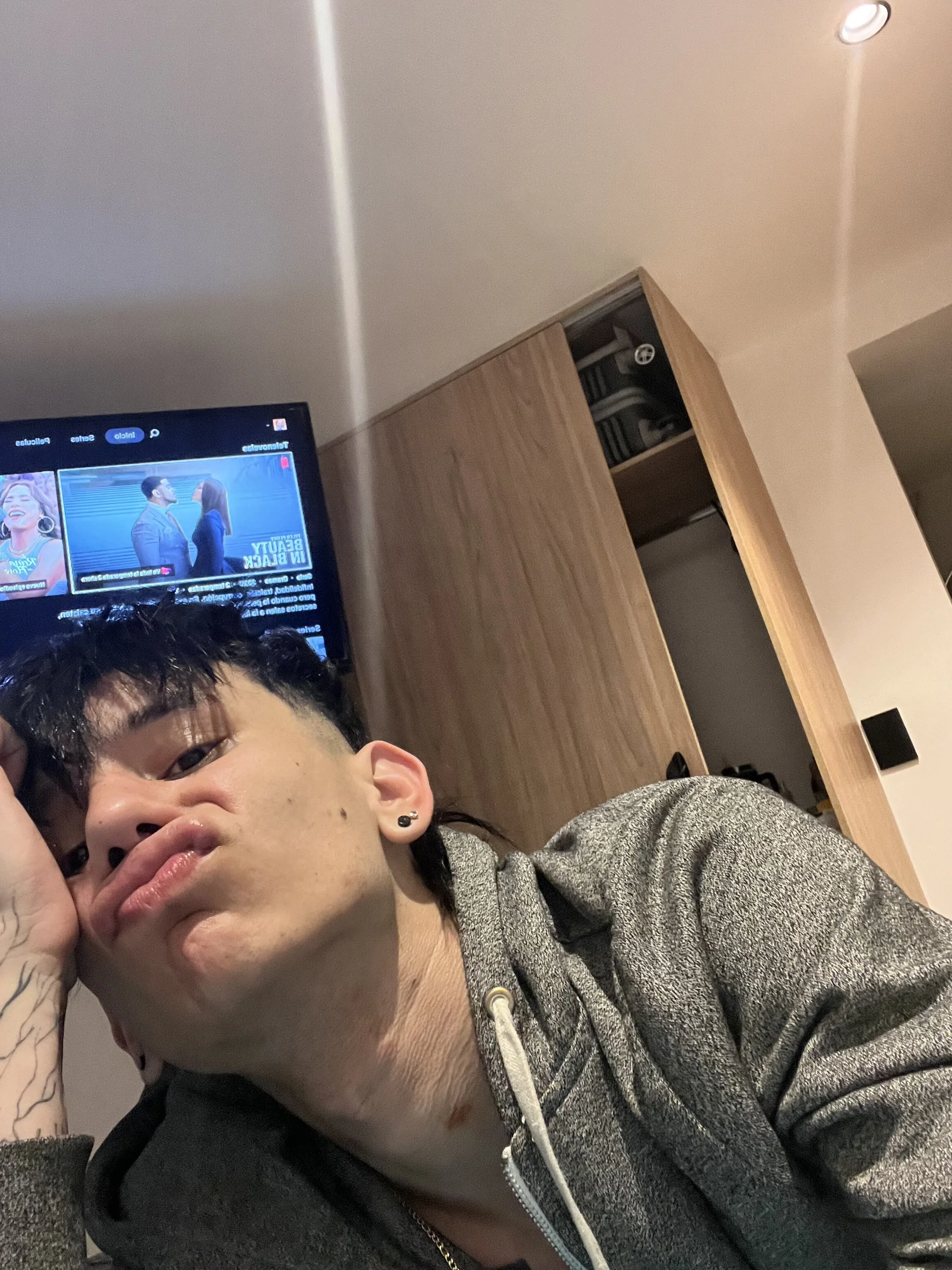 XXX Porn Photo of Nude Skinny_batman 29
