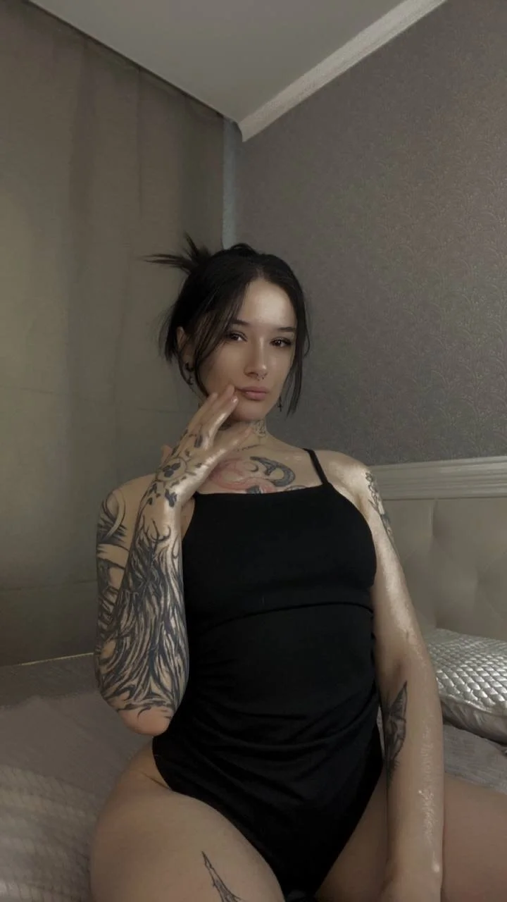 XXX Porn Photo of Nude Marceline_correl 3