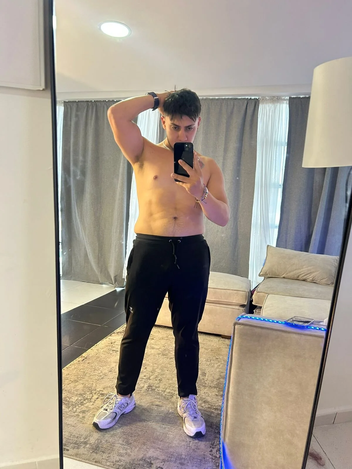 XXX Porn Photo of Nude Mau_rivers 5