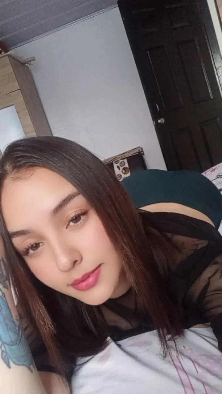 XXX Porn Photo of Nude Emi_Glow 5