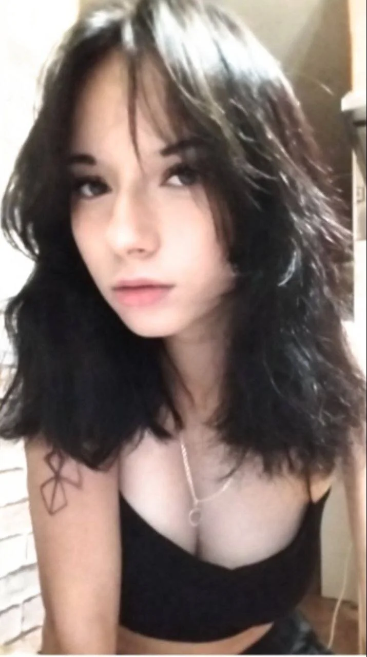 XXX Porn Photo of Nude kitty-r0se 7