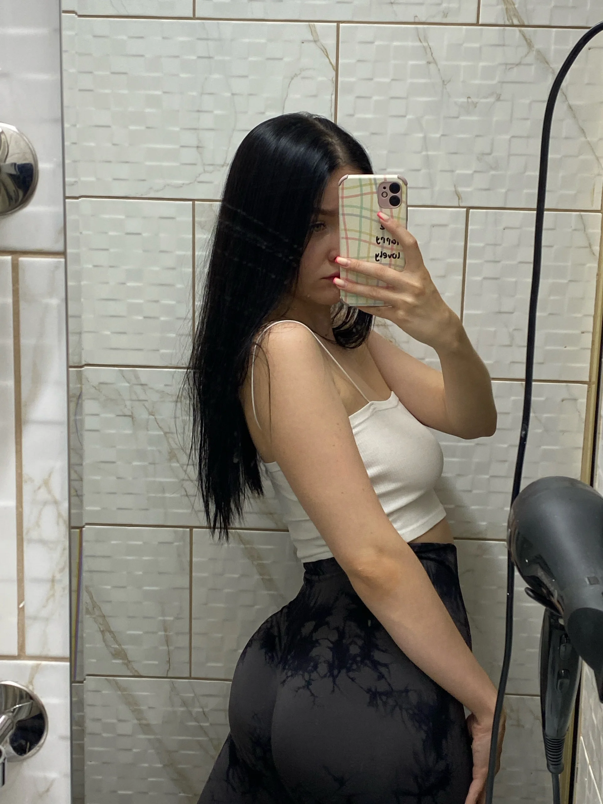 XXX Porn Photo of Nude aveme_melissa 4