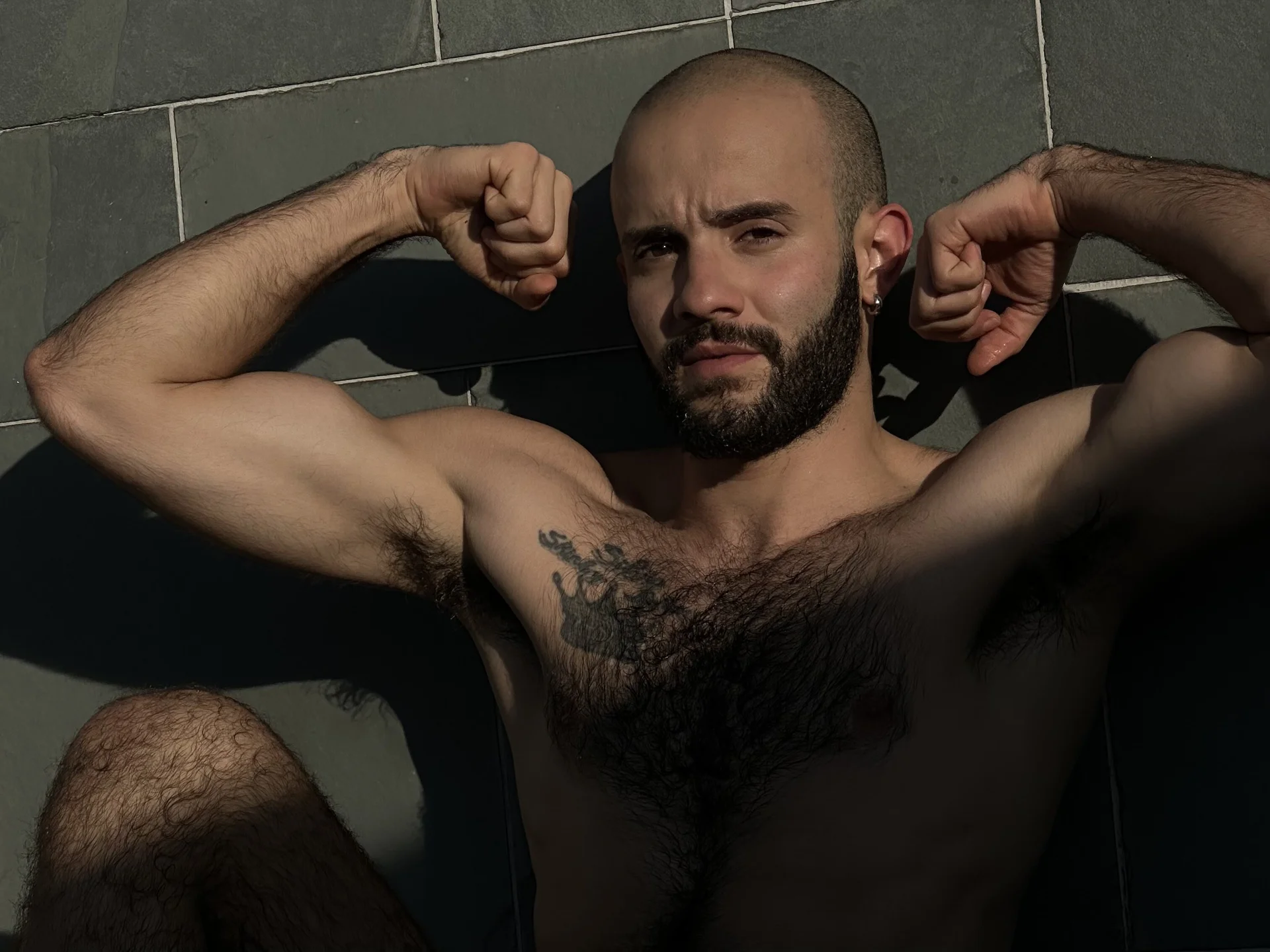 XXX Porn Photo of Nude LarryGarzon 11
