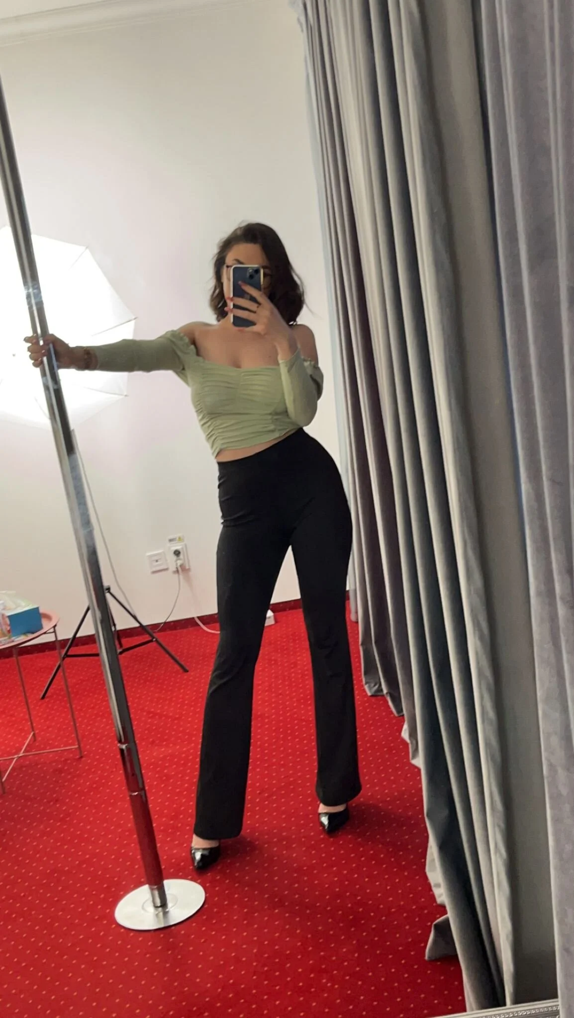 XXX Porn Photo of Nude Mona_Lisss 1