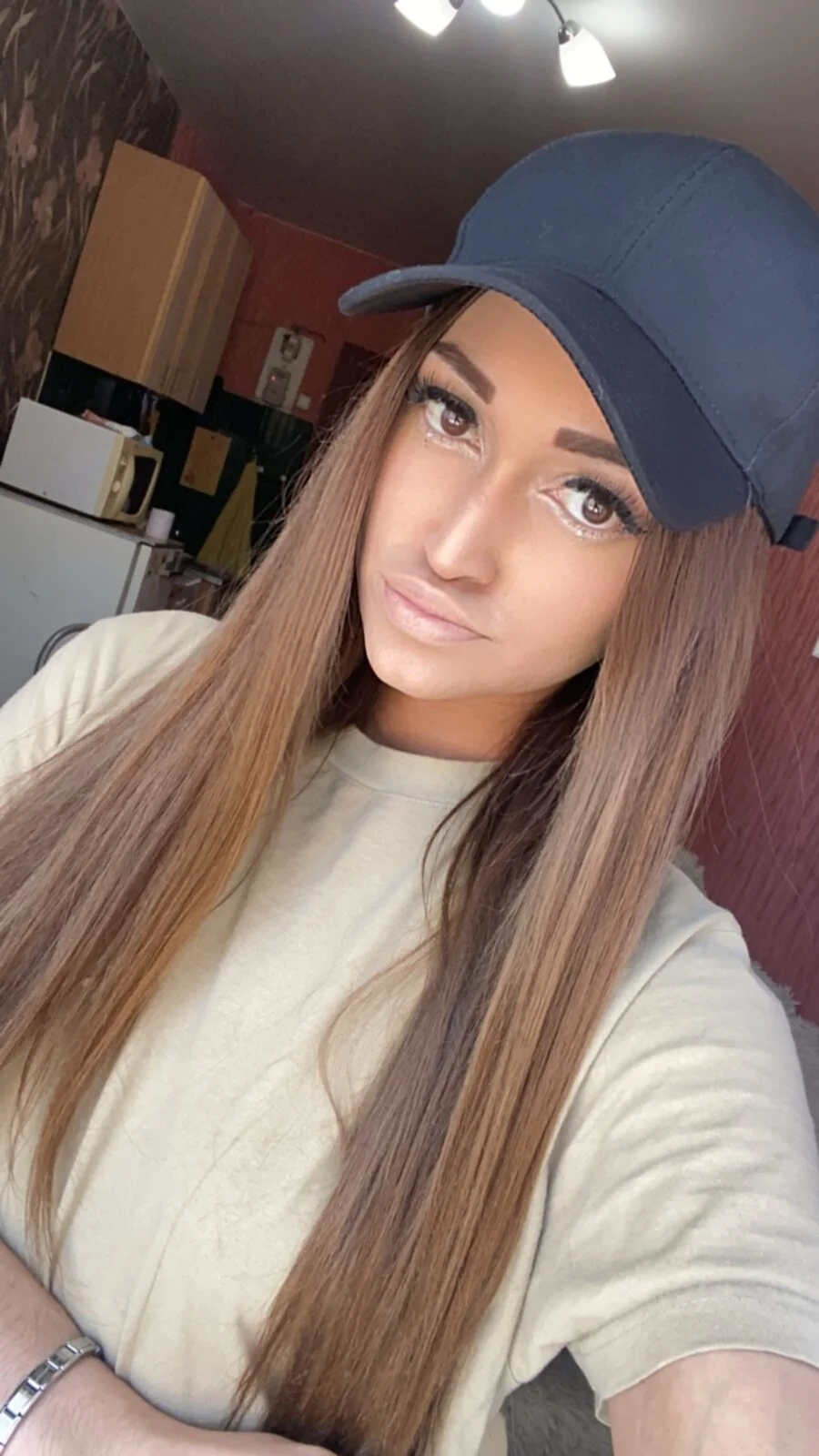 XXX Porn Photo of Nude Queen_baby 4