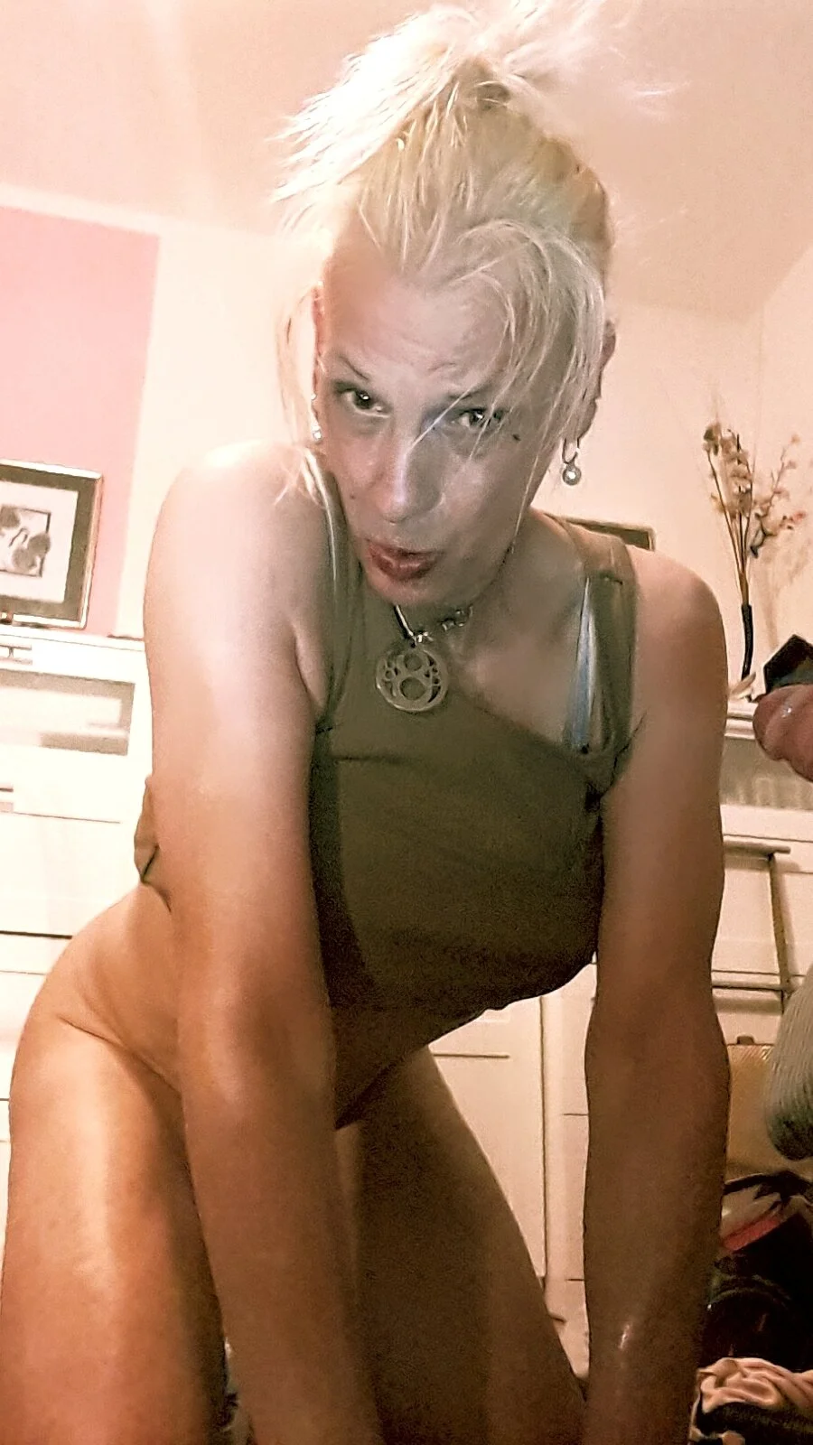 XXX Porn Photo of Nude LadyCrossSuza 75