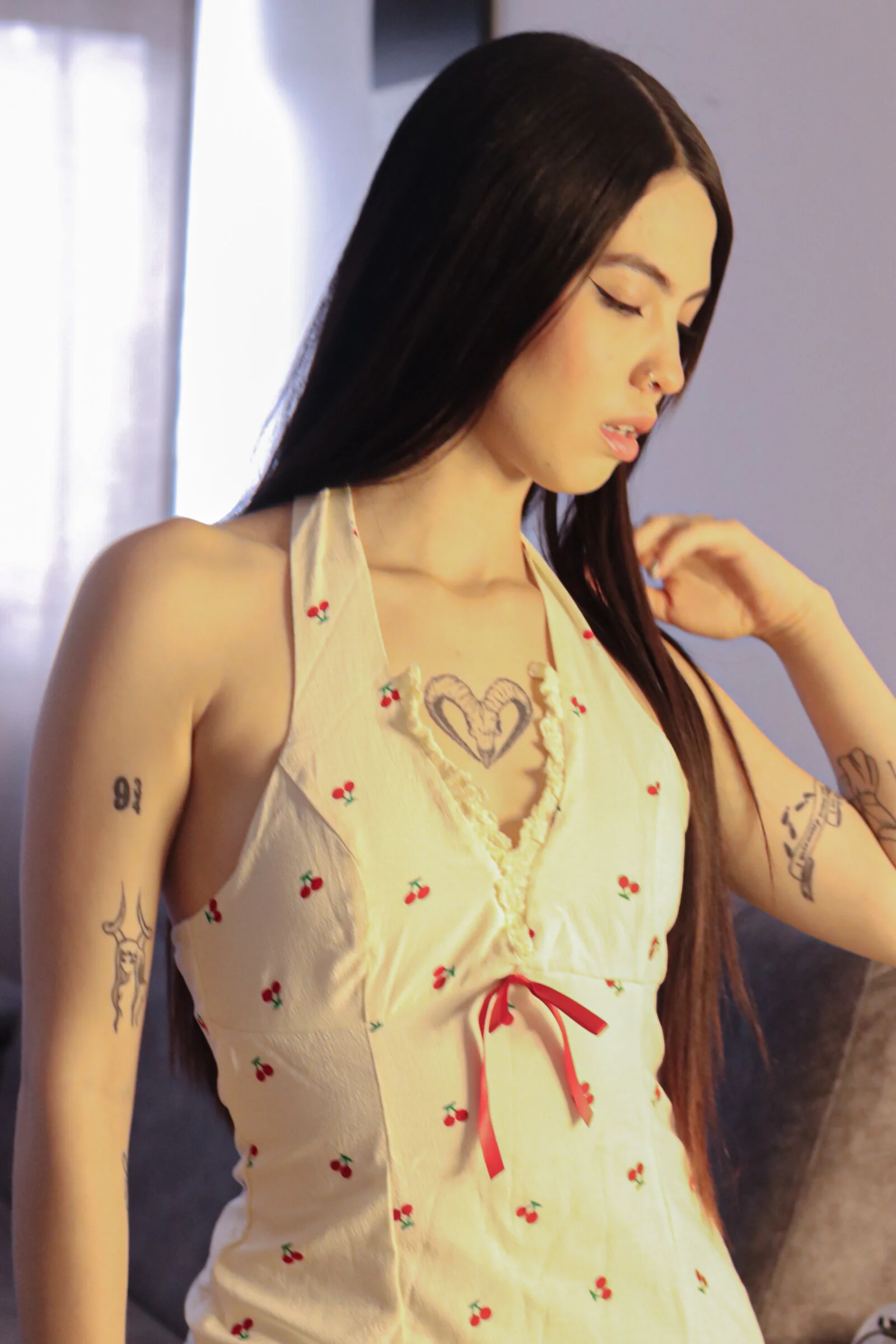 XXX Porn Photo of Nude Sia_Wink 4