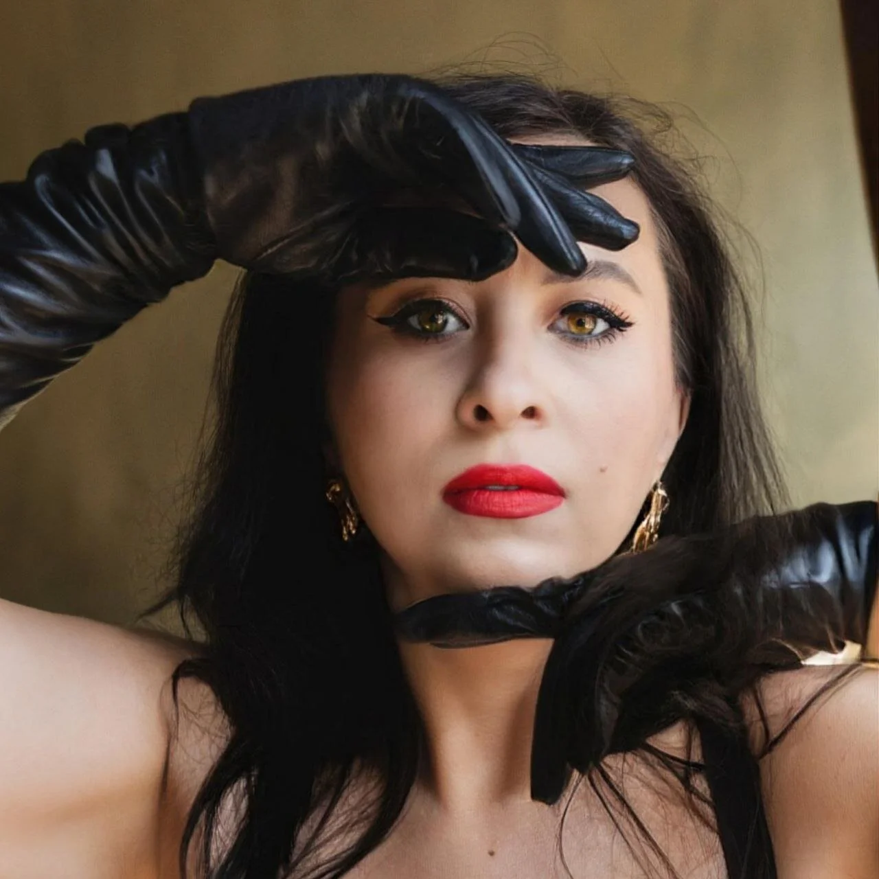 XXX Porn Photo of Nude LadyLeather 102