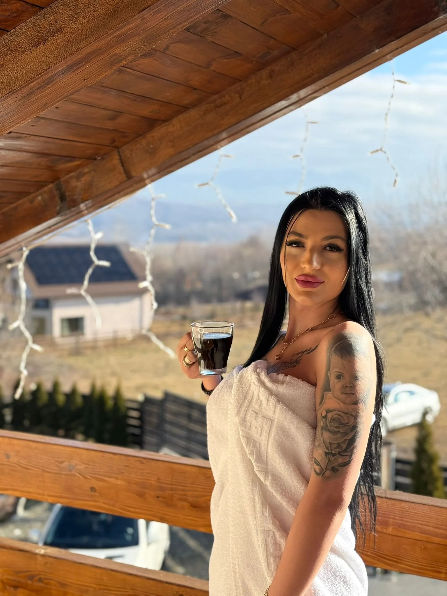 XXX Porn Photo of Nude arianatattoos 18