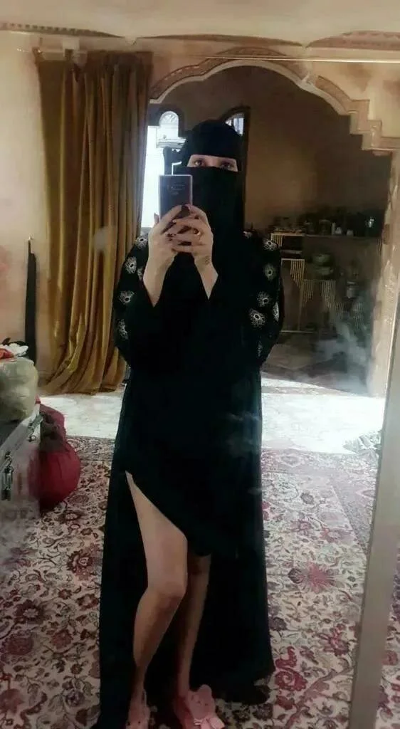 XXX Porn Photo of Nude linakhalifa 7