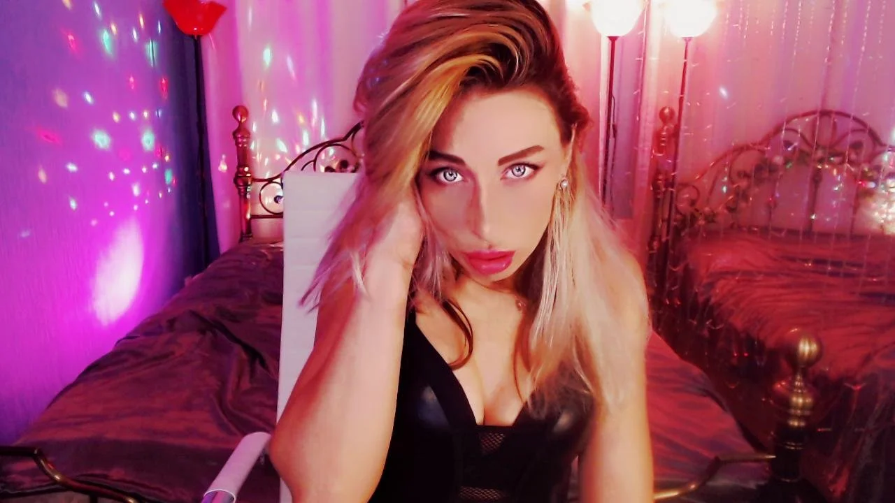 XXX Porn Photo of Nude AnnieGOld_ 16