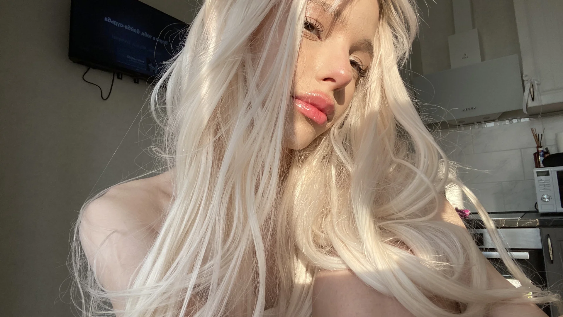 XXX Porn Photo of Nude YawingSanguine 8