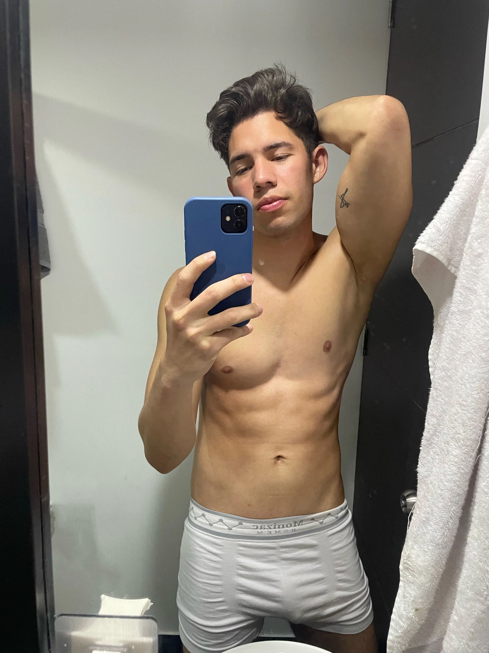 XXX Porn Photo of Nude Maxtaylor18 3