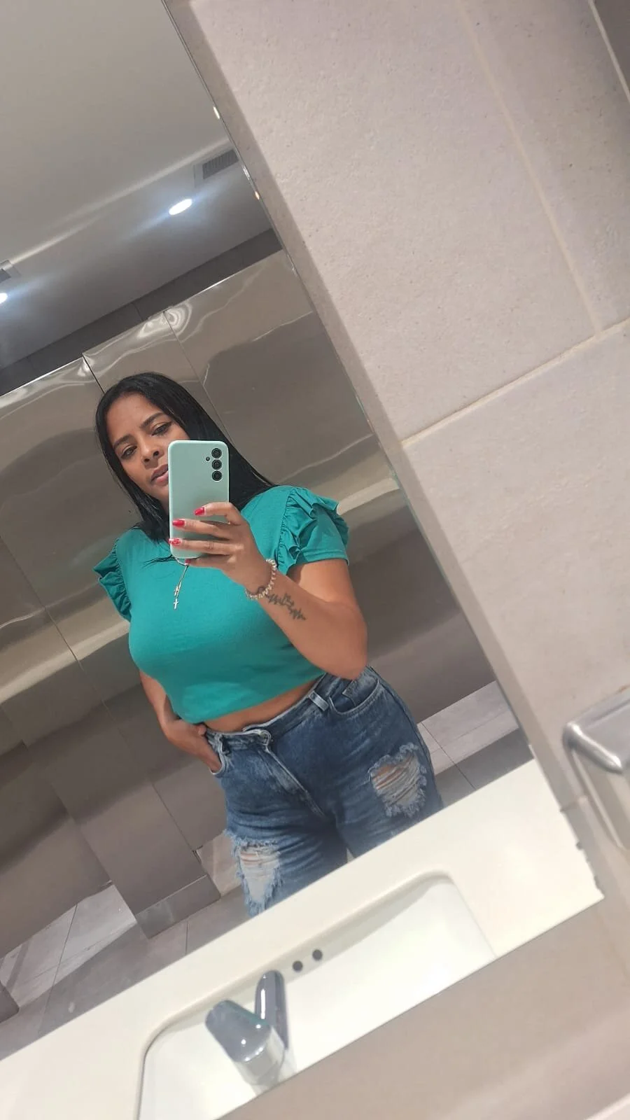 XXX Porn Photo of Nude emma_liz2 4
