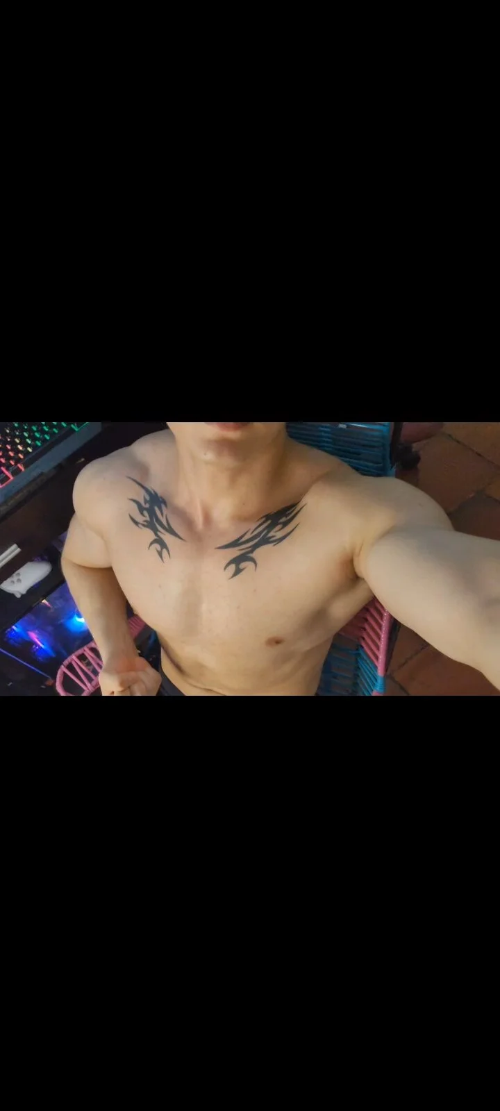 XXX Porn Photo of Nude PrinceErick 2