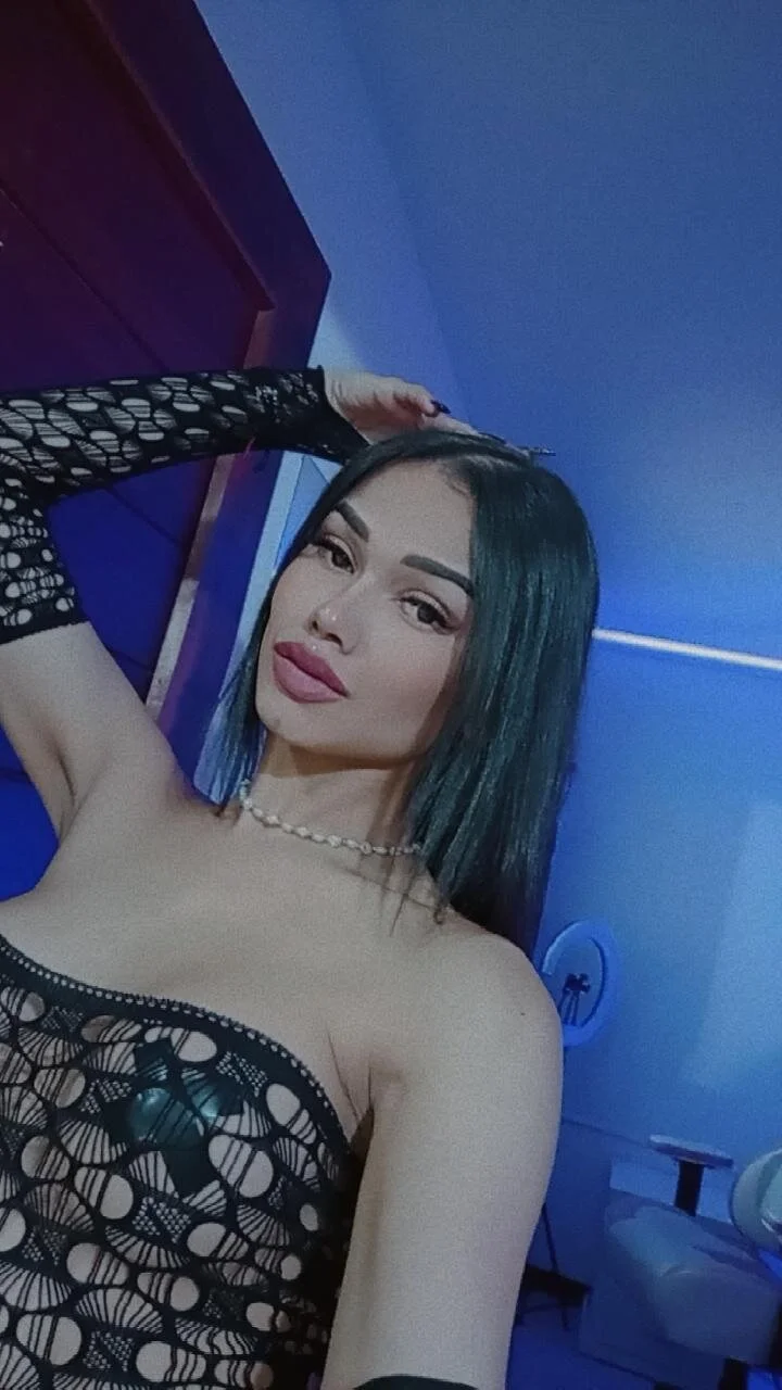 XXX Porn Photo of Nude alee_lenoxx 36