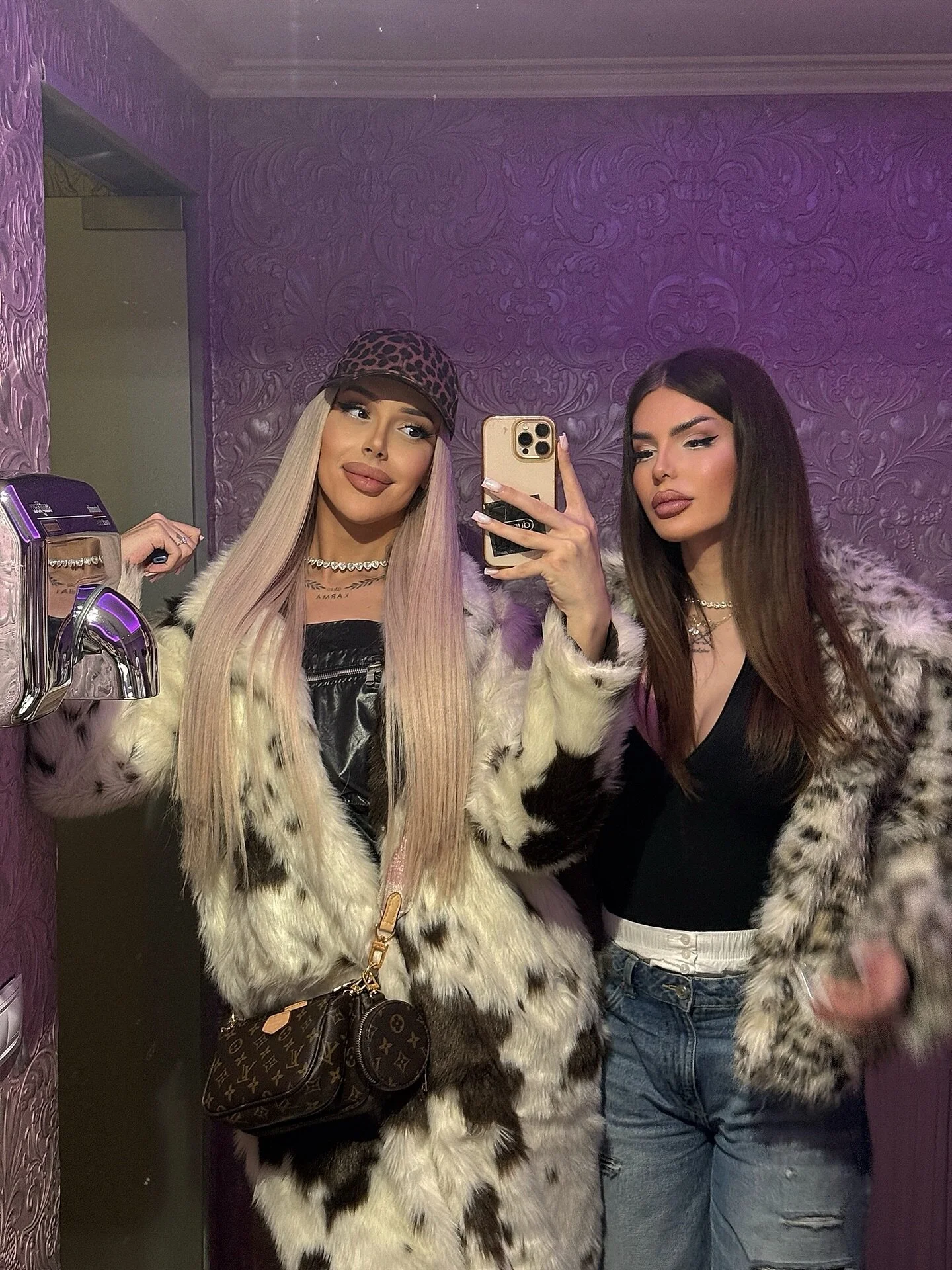 XXX Porn Photo of Nude babykris 11