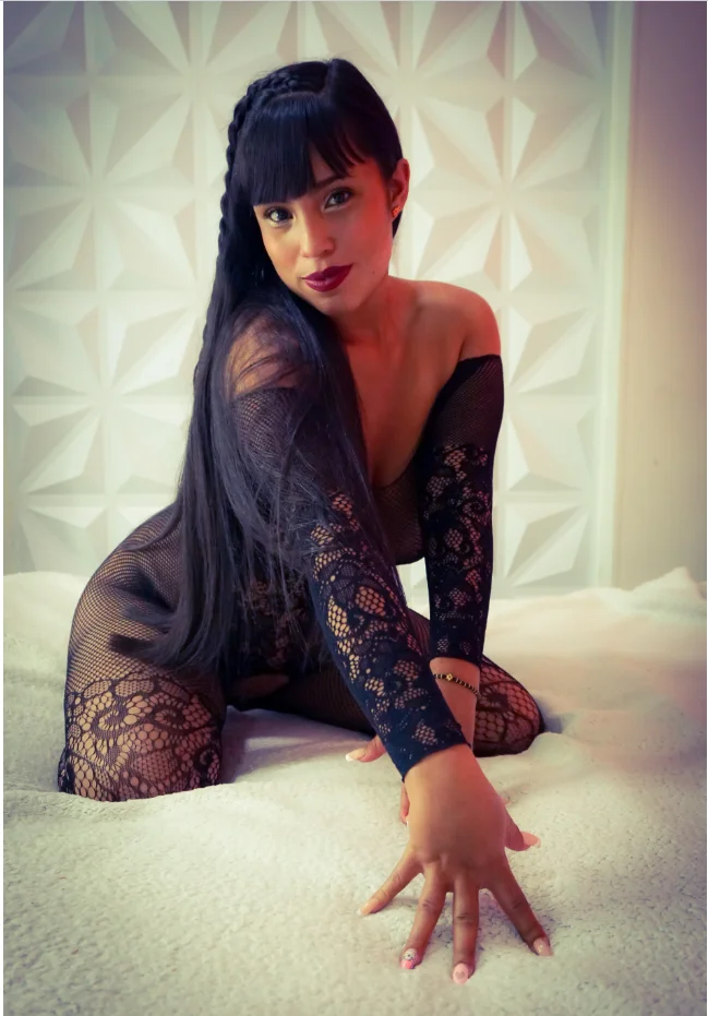 XXX Porn Photo of Nude elana_kepler 3