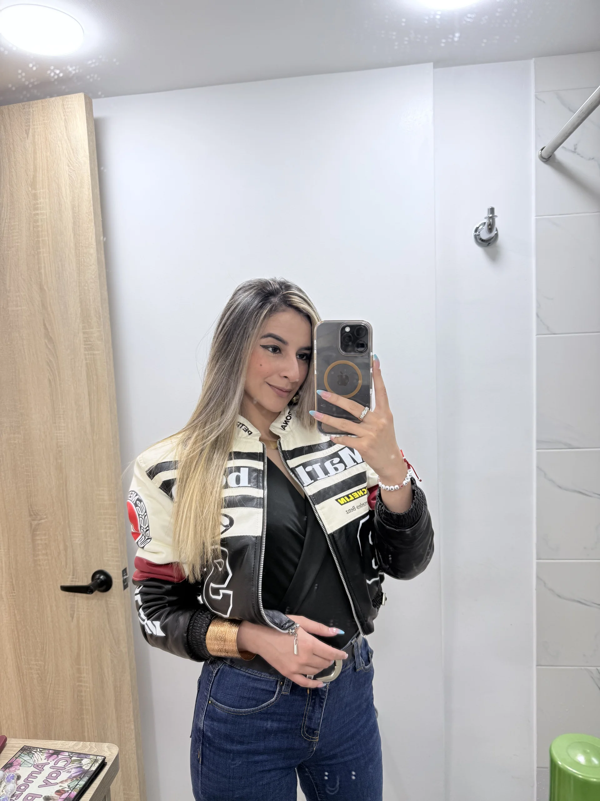 XXX Porn Photo of Nude NIQUEILLA8 18