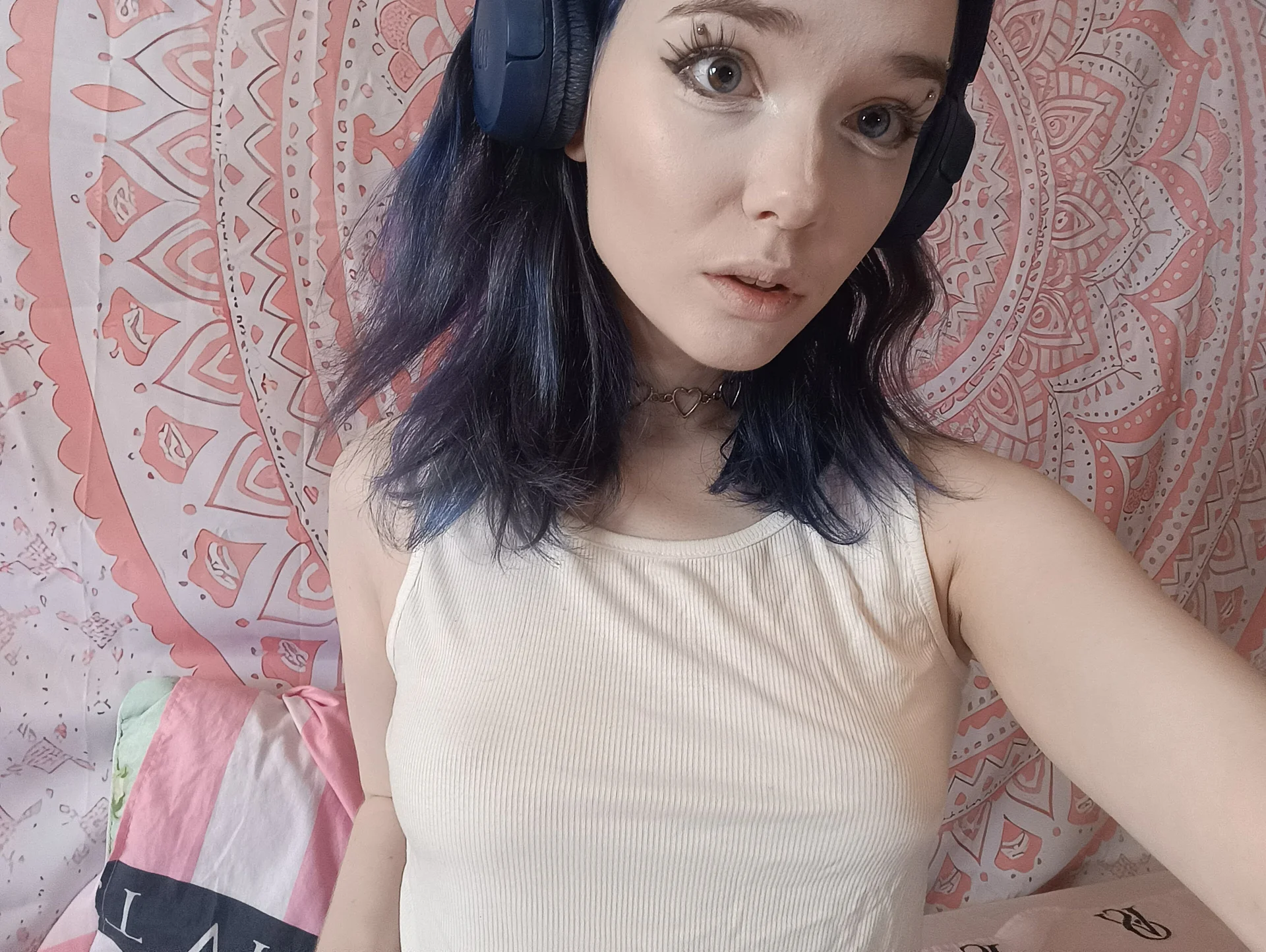 XXX Porn Photo of Nude baby_onface 6
