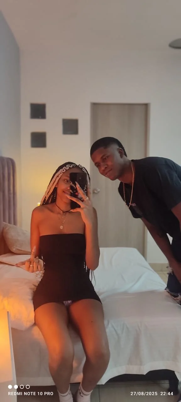 XXX Porn Photo of Nude Kiaraa_y_Her_Crazy 1
