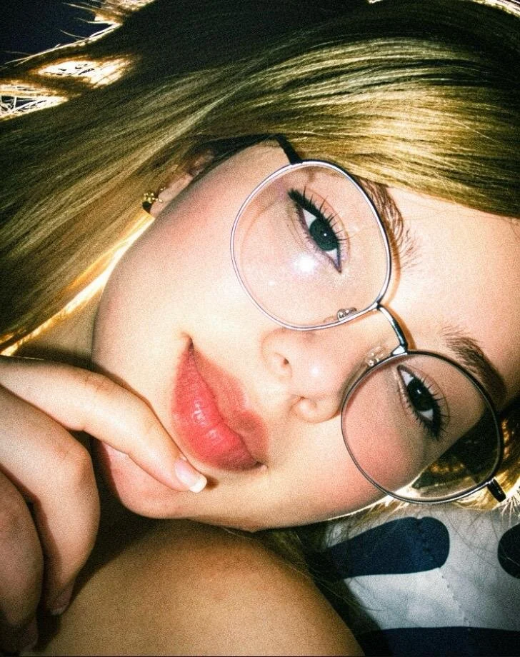 XXX Porn Photo of Nude Abby_Mae_ 1