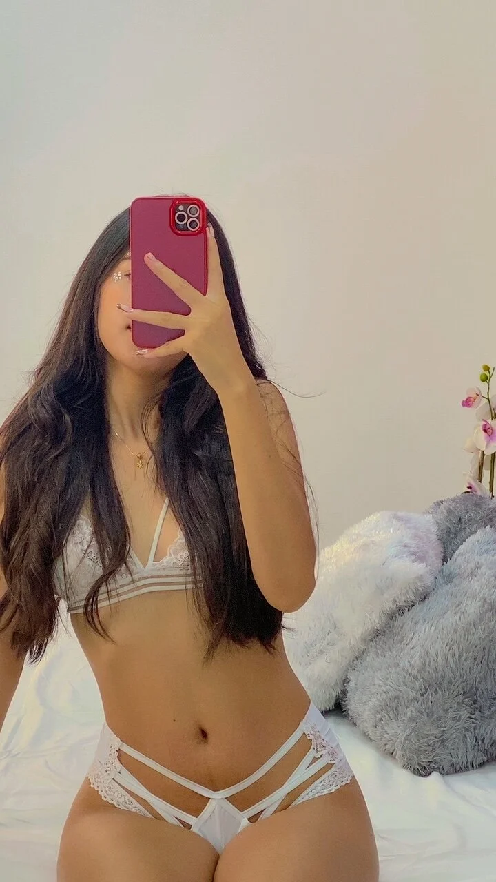 XXX Porn Photo of Nude Milleradhara24 4