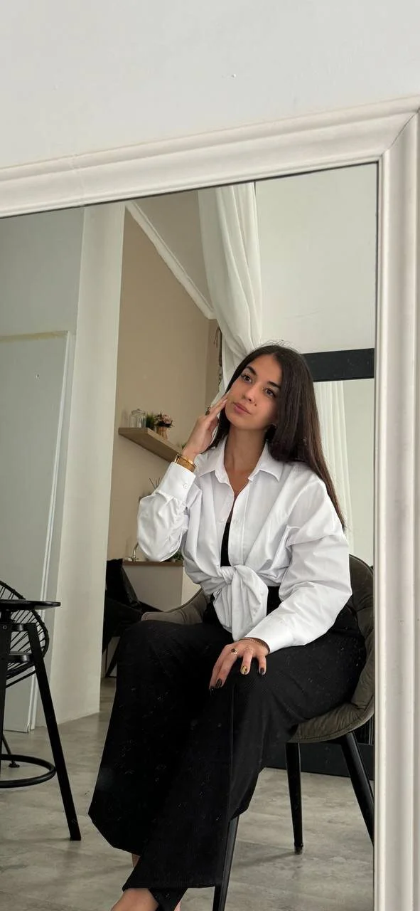 XXX Porn Photo of Nude EmmyNoel 2