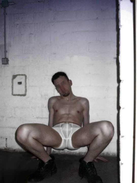 XXX Porn Photo of Nude GermanSchoolBoy 2