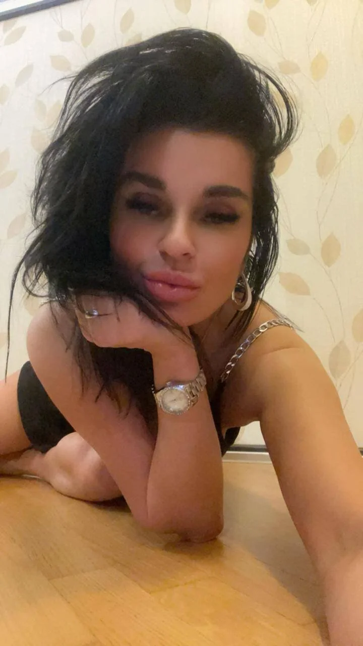 XXX Porn Photo of Nude RikaCoutts 3