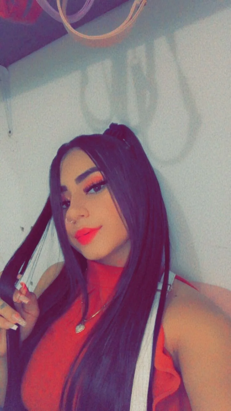 XXX Porn Photo of Nude halana_squirts 23