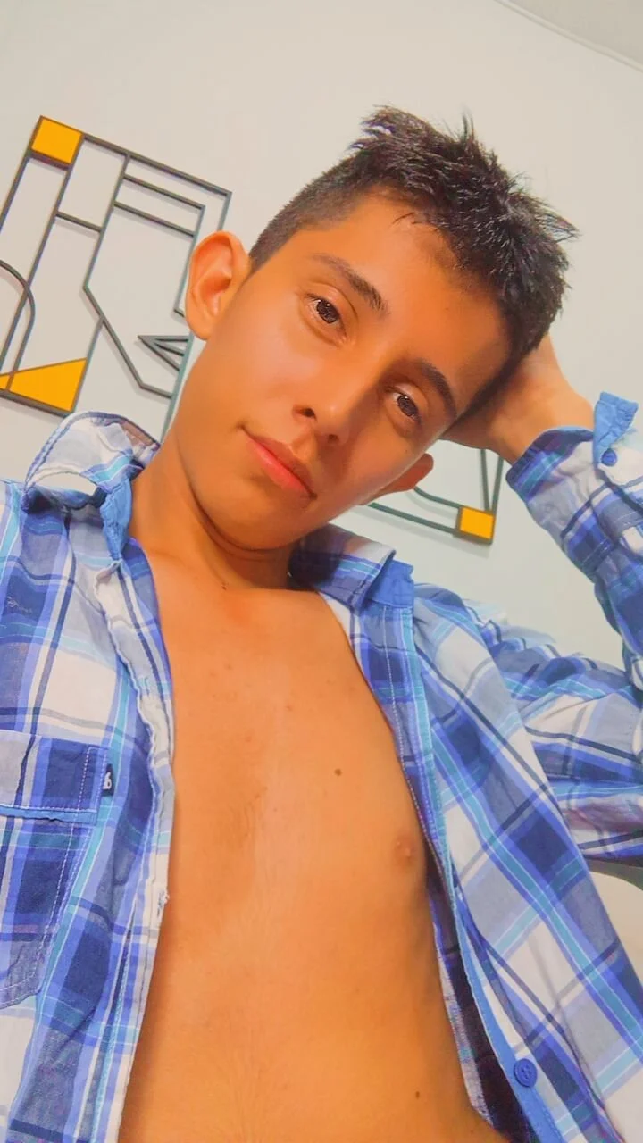 XXX Porn Photo of Nude gomitaboy1 48