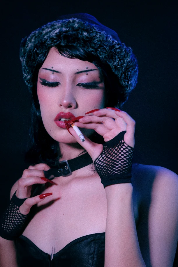 XXX Porn Photo of Nude Effy_Corpse 15
