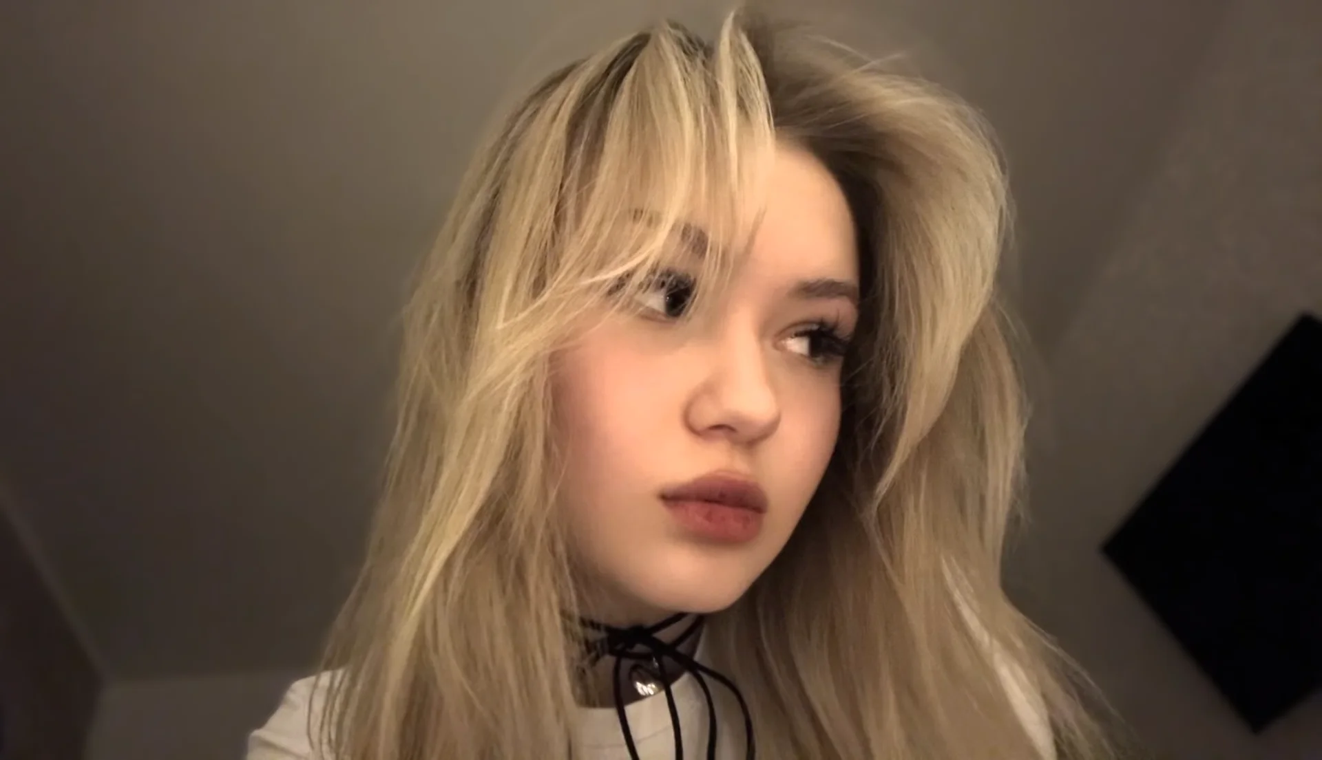 XXX Porn Photo of Nude RuthFraction 6
