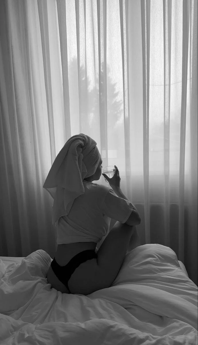 XXX Porn Photo of Nude vivy_star1 2