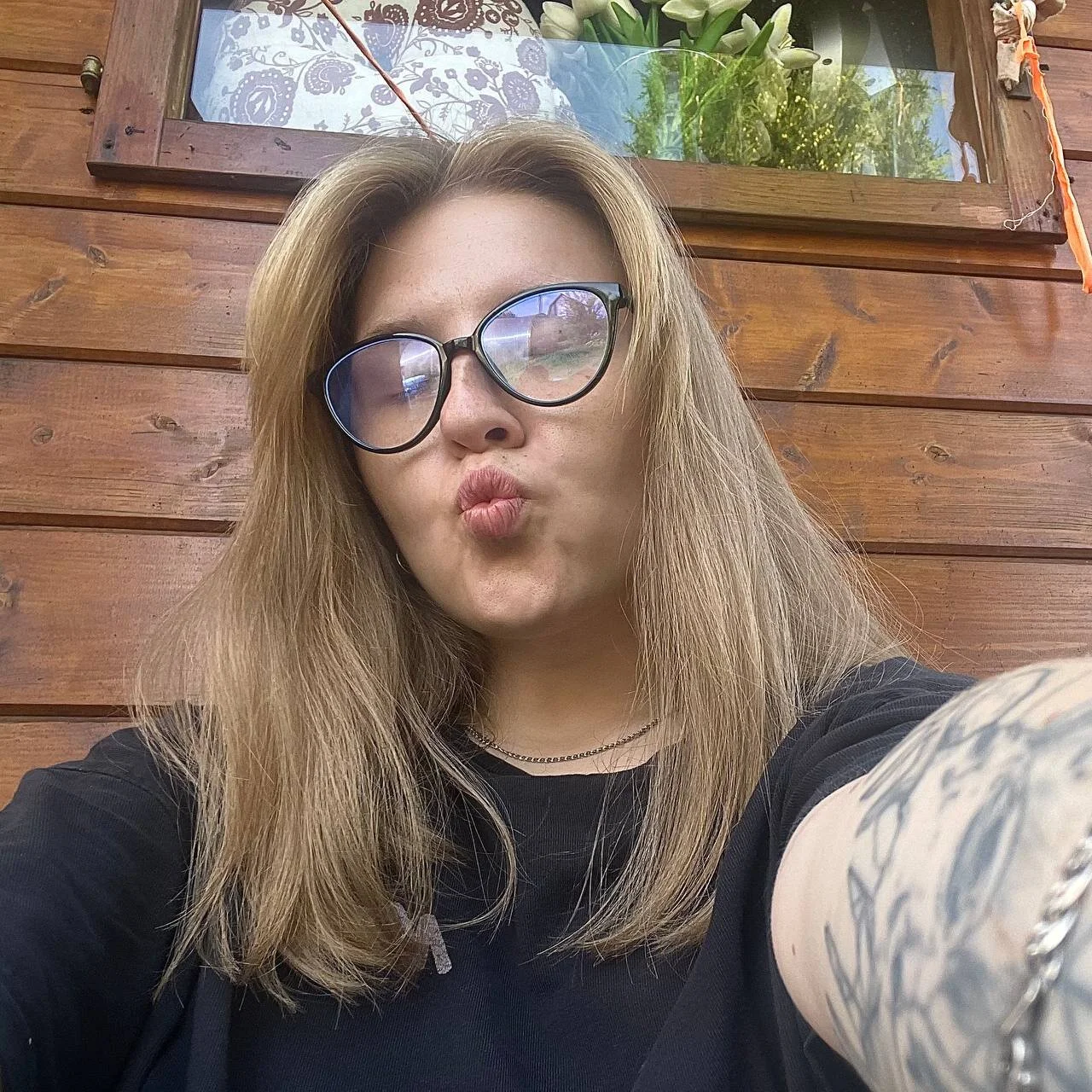 XXX Porn Photo of Nude CaylaFahrni 12
