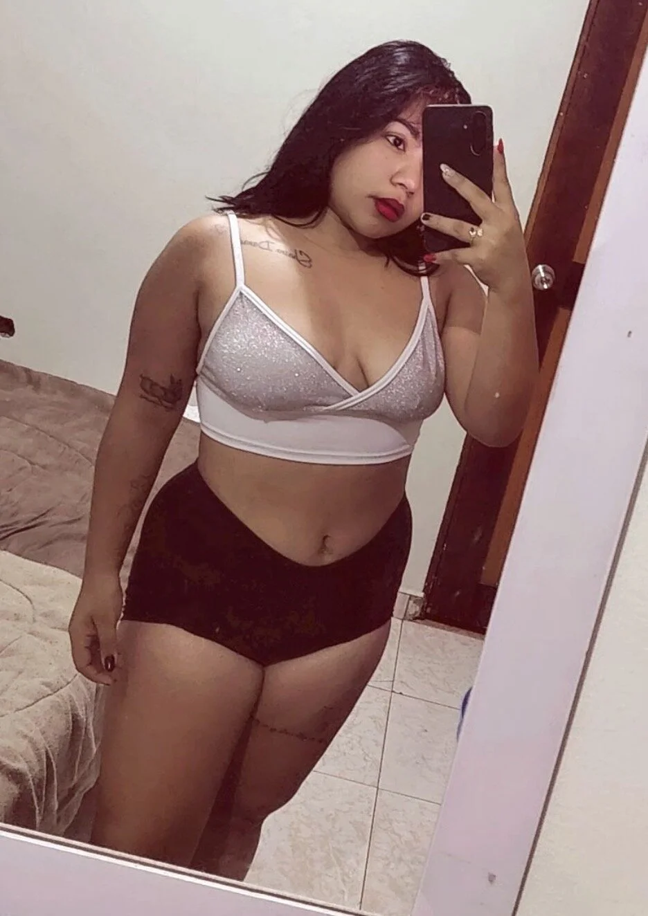 XXX Porn Photo of Nude cleo_salazar_ 3