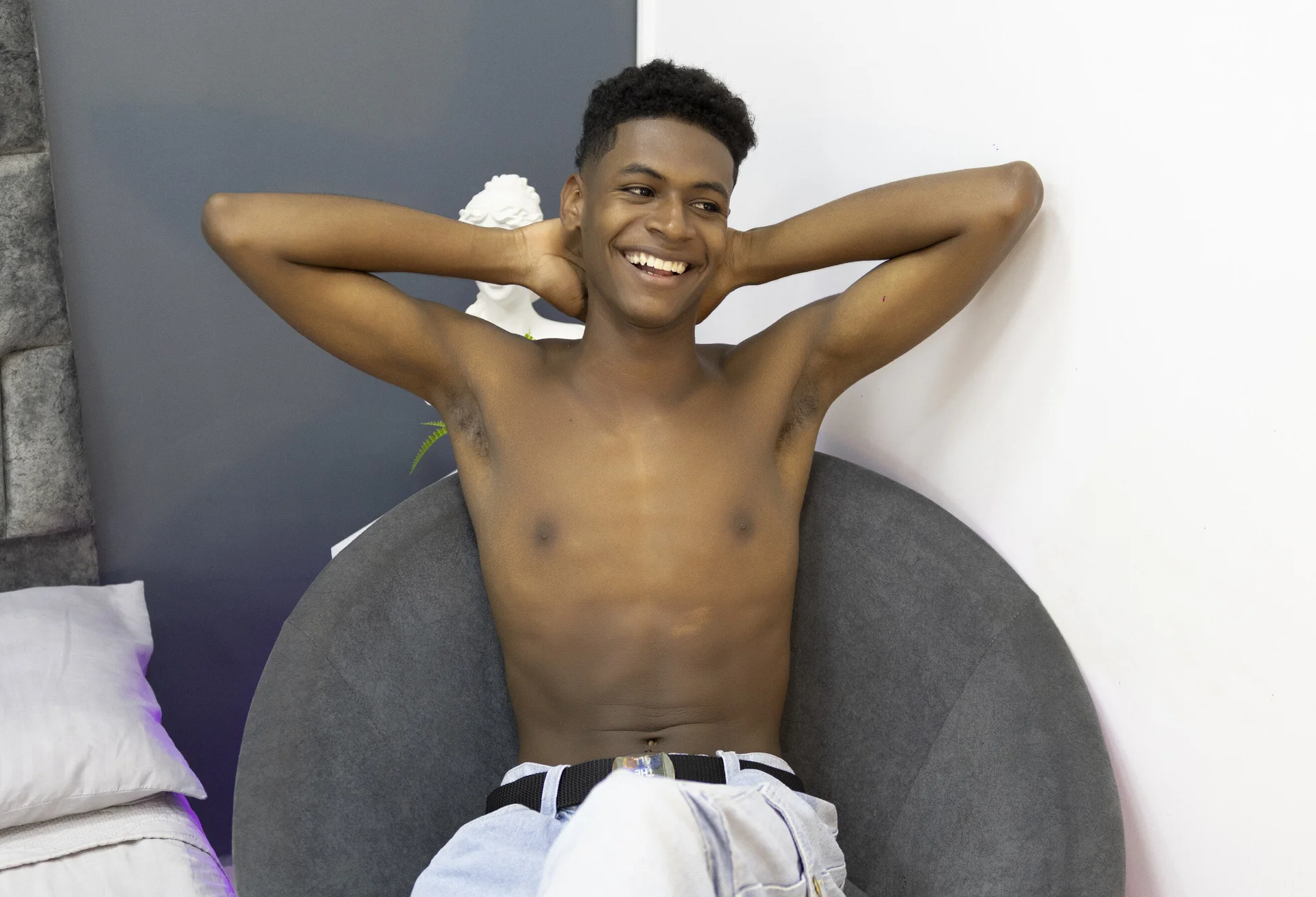 XXX Porn Photo of Nude khris__evans 7