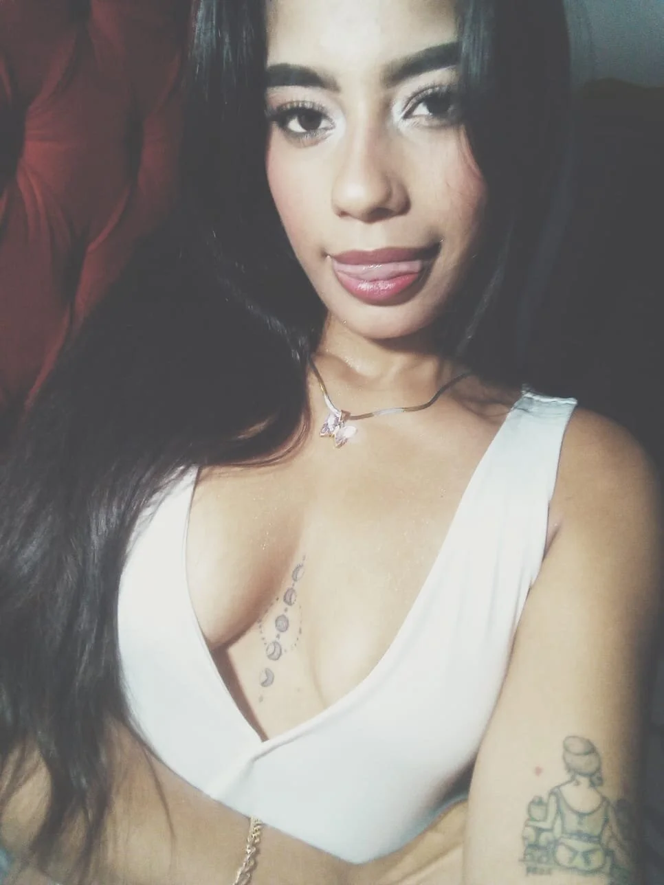 XXX Porn Photo of Nude WarmVenezuelanGirl 5