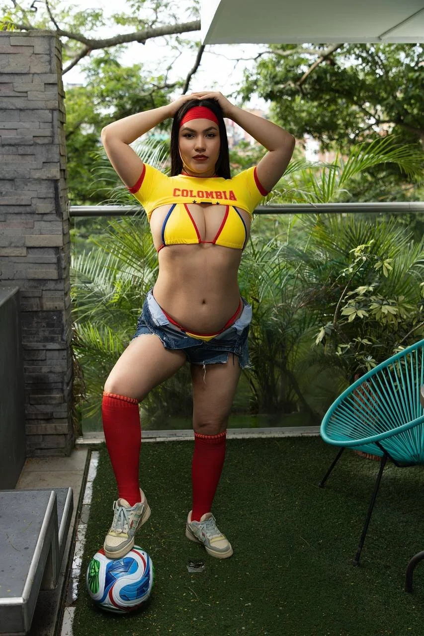 XXX Porn Photo of Nude naughty_fun_room 48