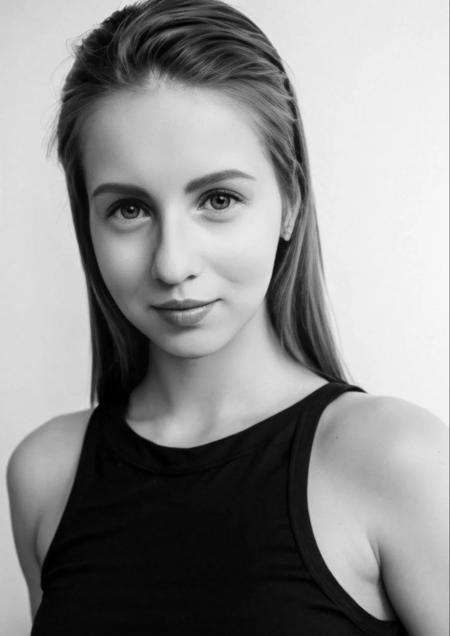 XXX Porn Photo of Nude AliceAdams 4