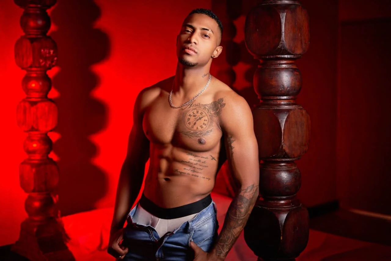 XXX Porn Photo of Nude Joseph_Fit97 10