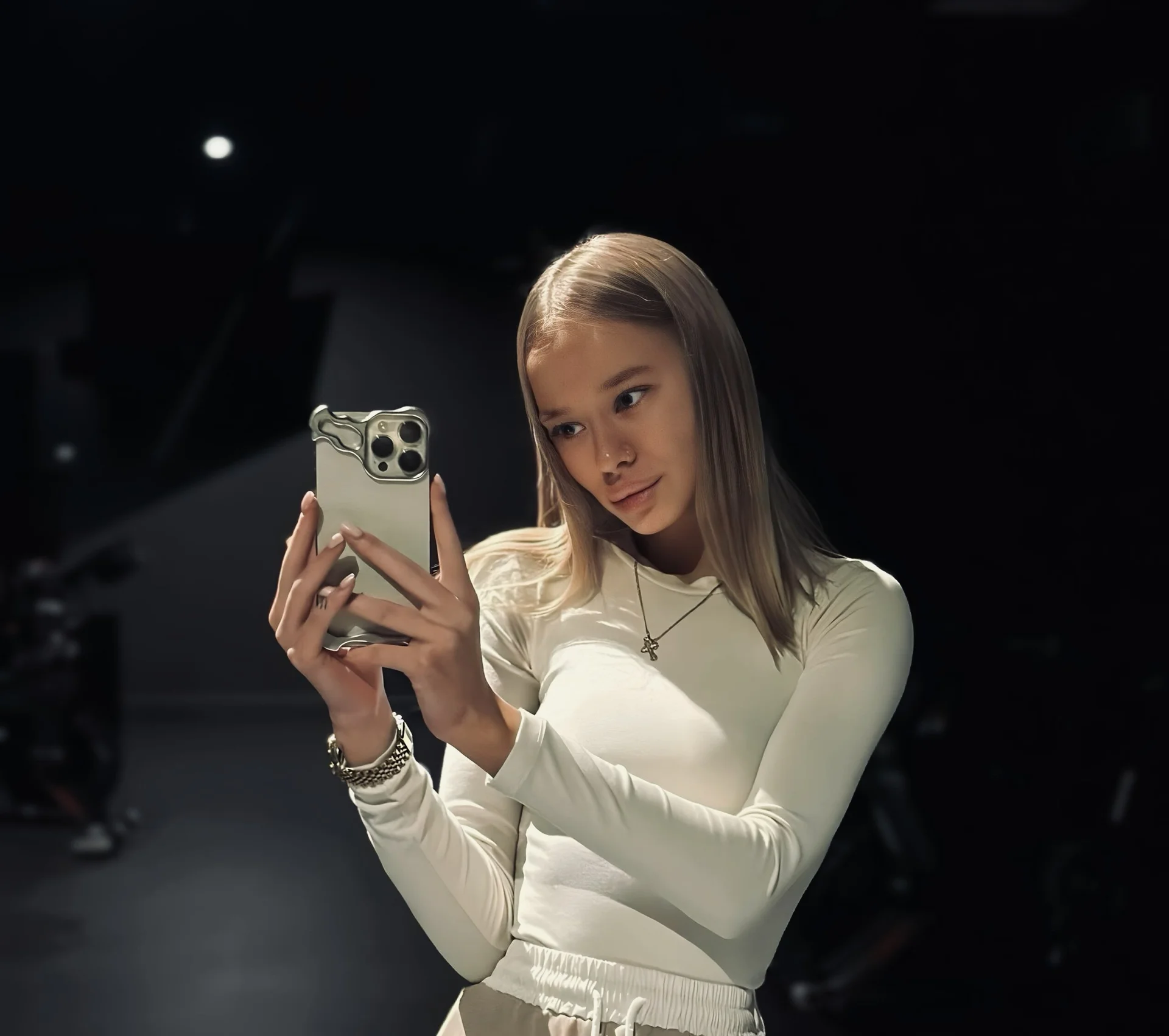 XXX Porn Photo of Nude leyaaftermidnight 4