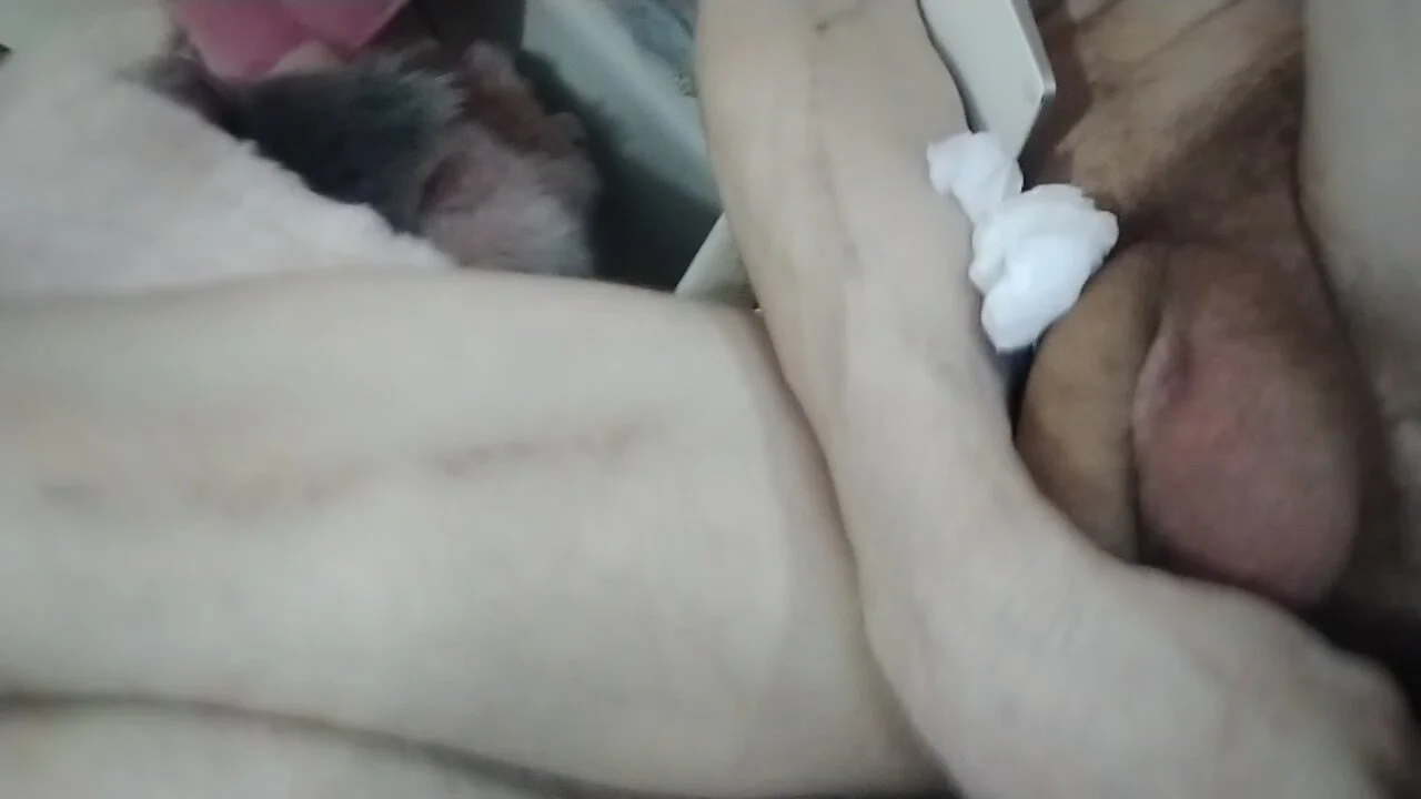 XXX Porn Photo of Nude AsStraightAsARuler 5