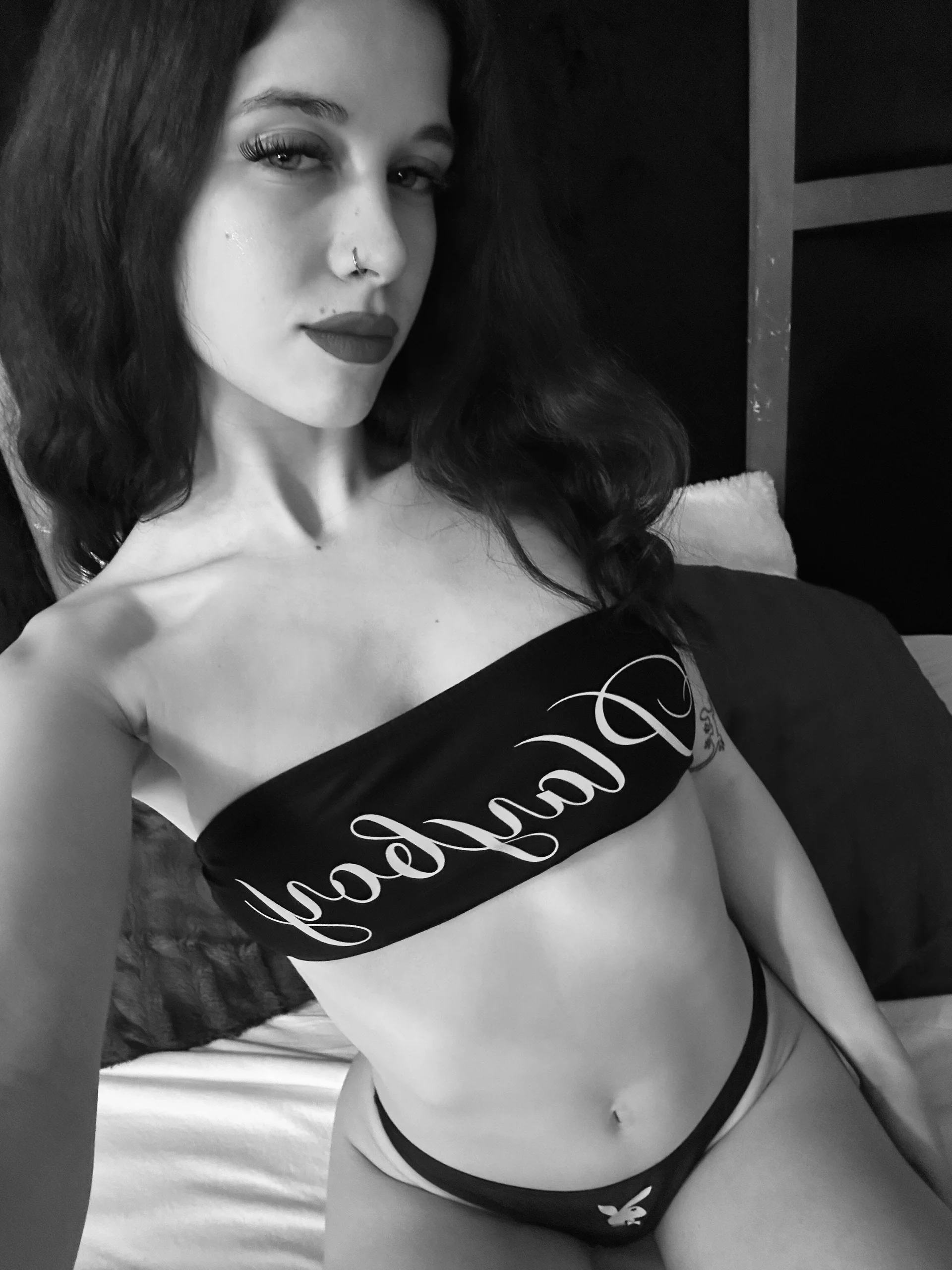 XXX Porn Photo of Nude ArielFoxy 7