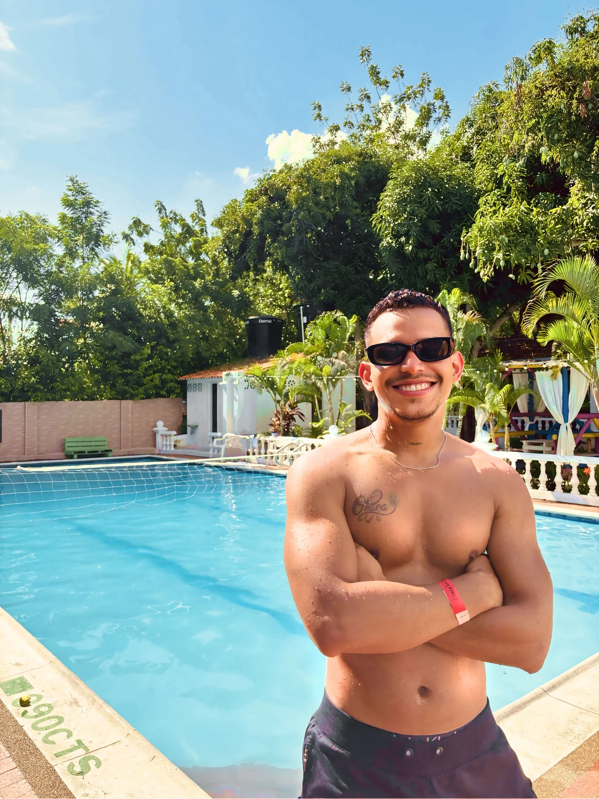 XXX Porn Photo of Nude dereckMillerx 1